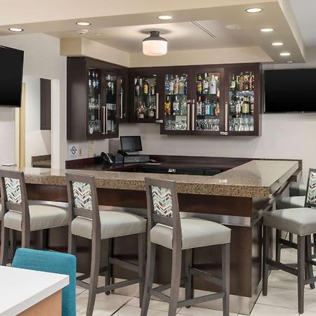 Hilton Garden Inn Silver Spring White Oak Exterior photo