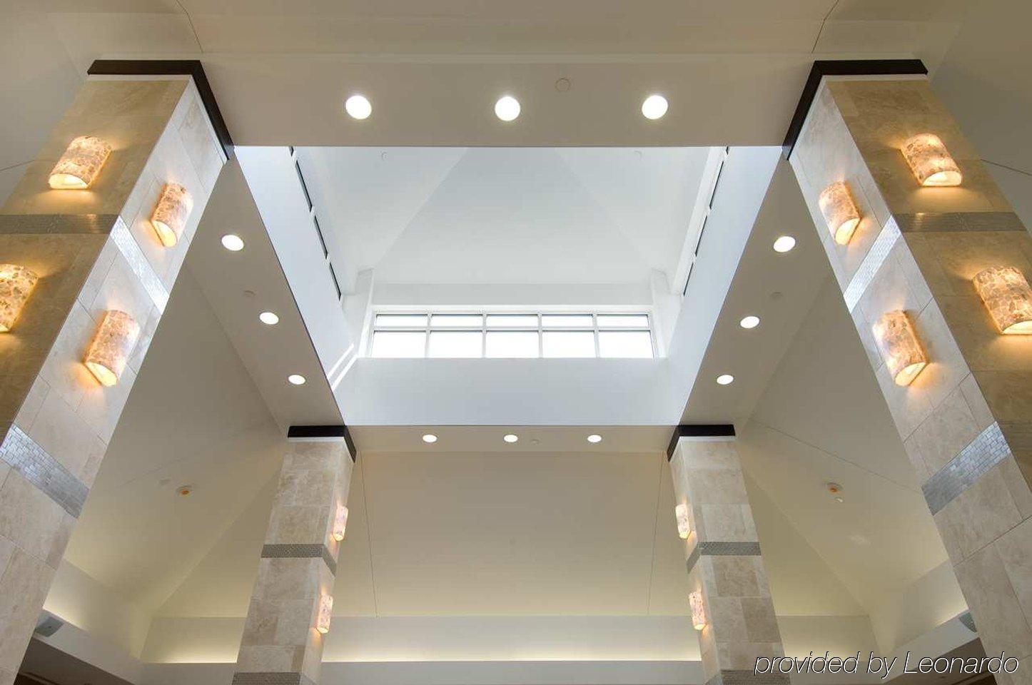 Hilton Garden Inn Silver Spring White Oak Interior photo