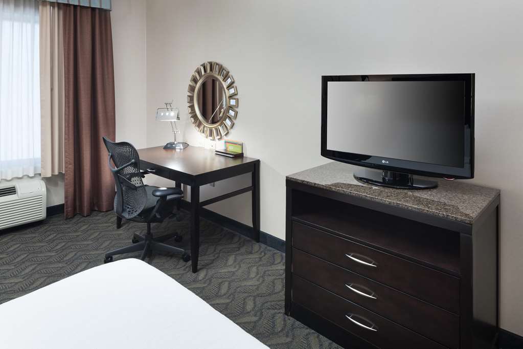 Hilton Garden Inn Silver Spring White Oak Room photo